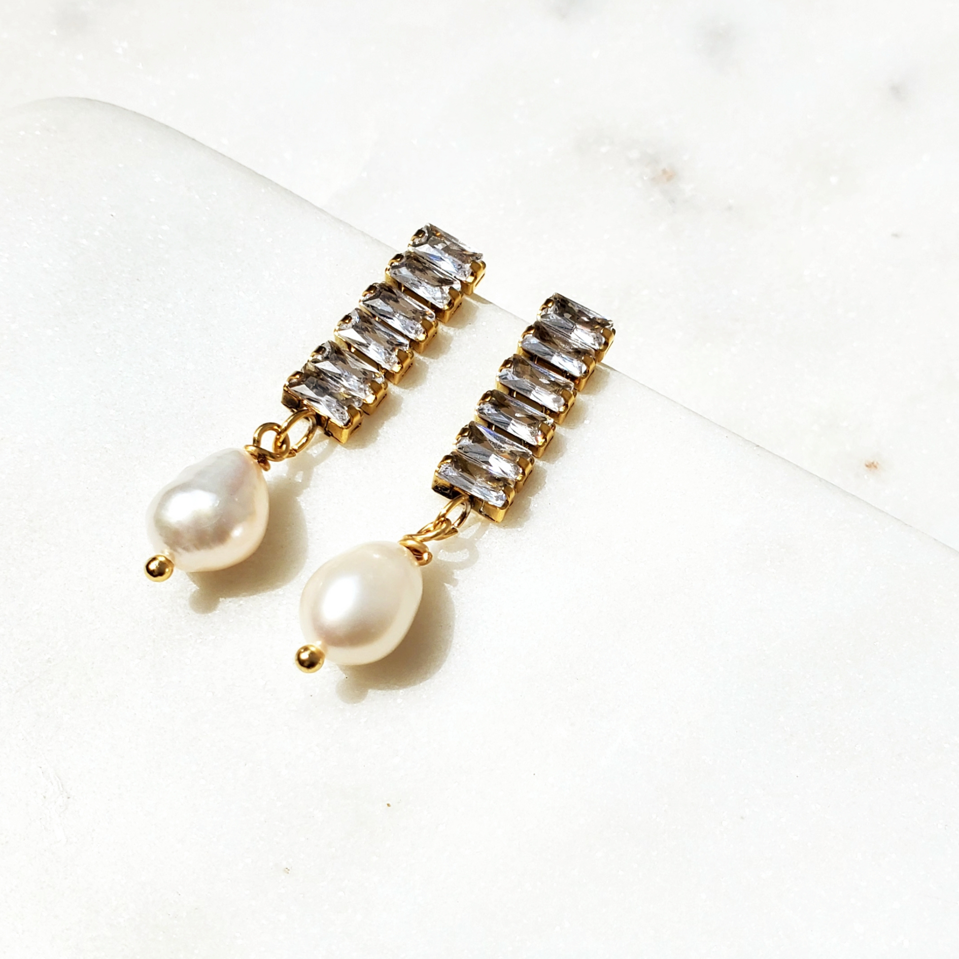 Pearl Drop Earrings – VENVS