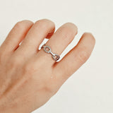 Luxy Ring